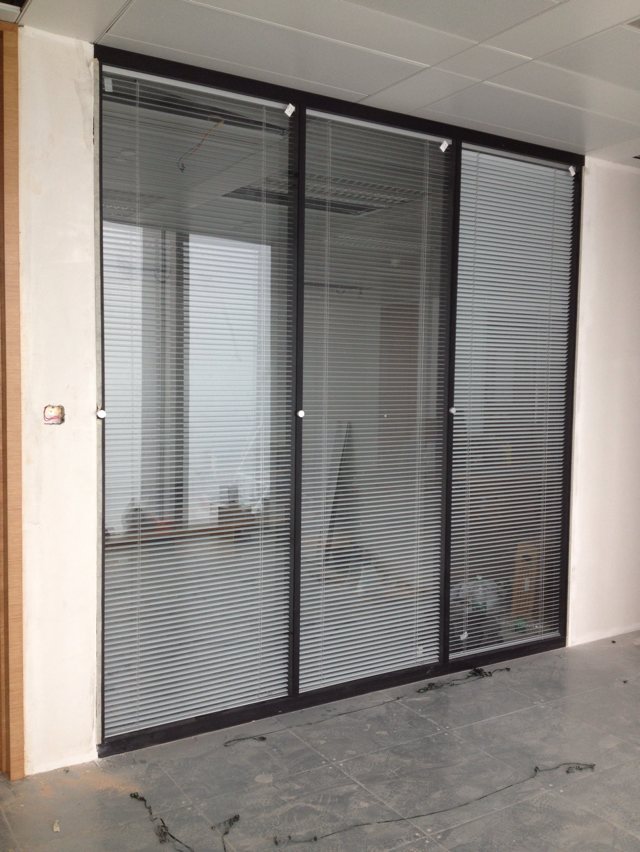 雙層玻璃夾百葉隔斷系列